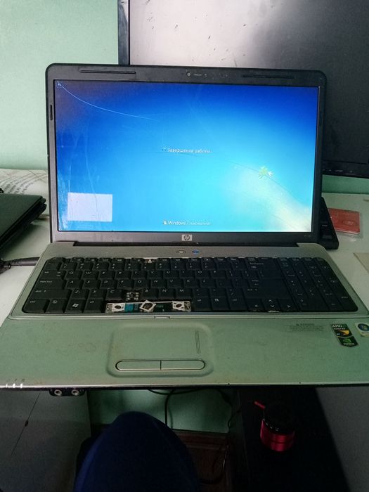 Hp G60 noutbuk vint 320 gb. Operativni xotira 3 gb