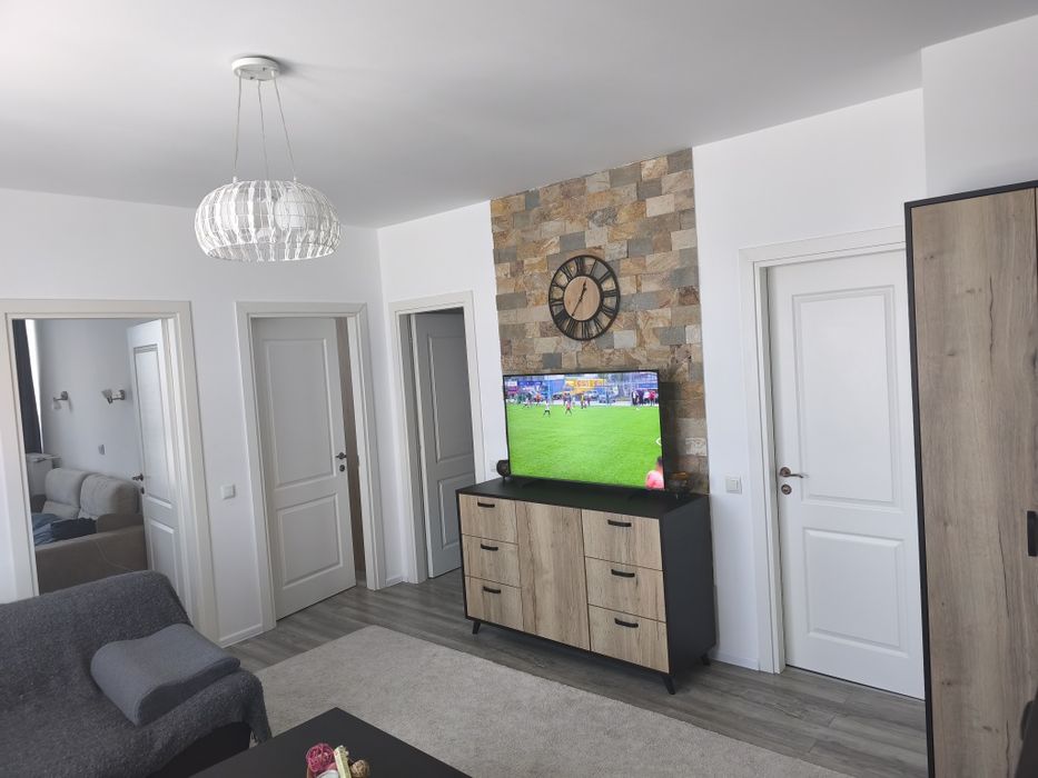 Închiriere apartament 3 camere pipera rond omv OMV