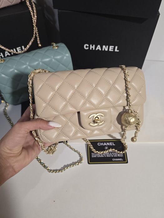 Налична чанта Chanel Flap Bag Beige