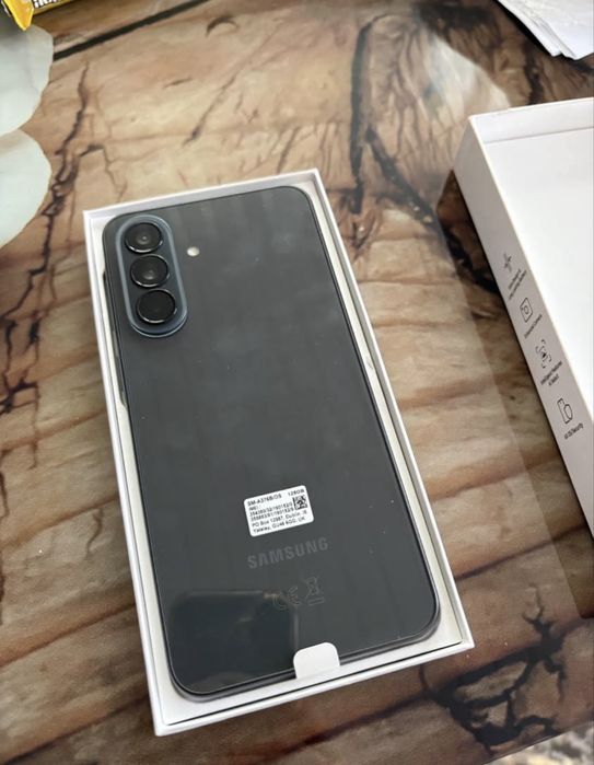 Samsung a37 5g nou nout