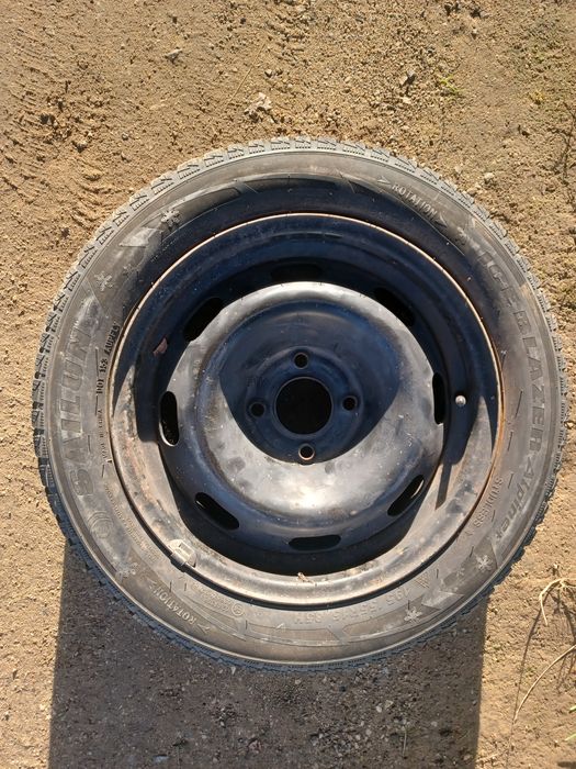 Зимни гуми 195/55 R15 - 4 броя