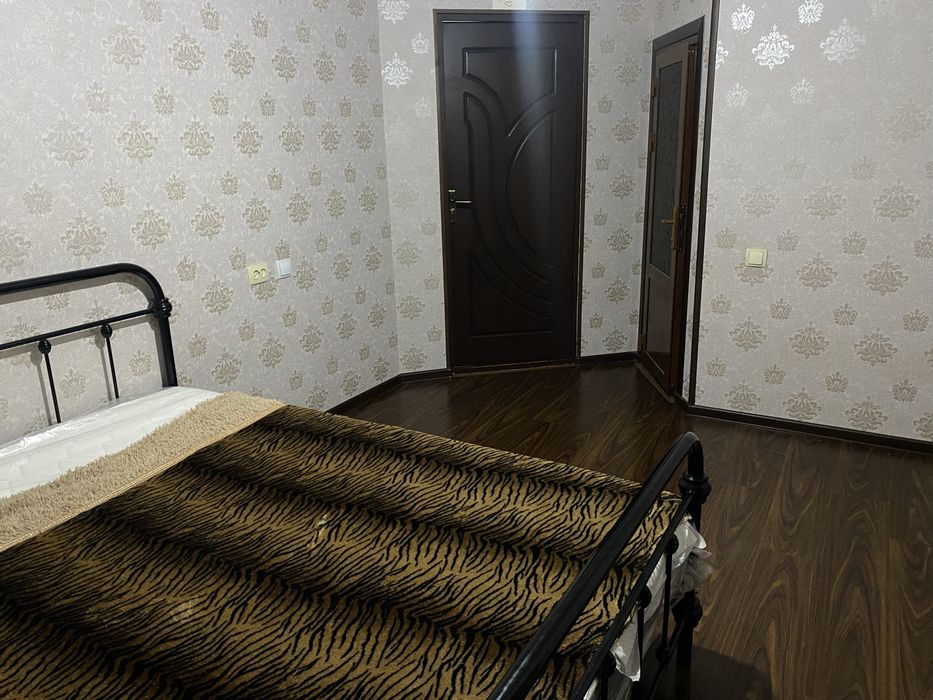 Срочно продаю свой дом в центре города. Uy sotiladi shahar markazida.