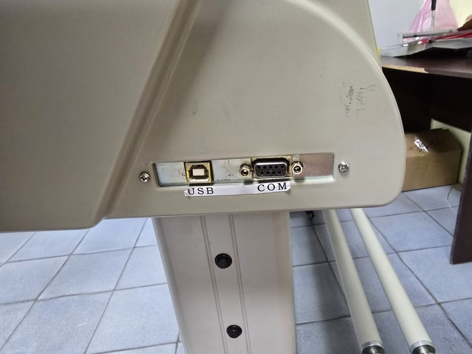 Плоттер режущий 1300мм