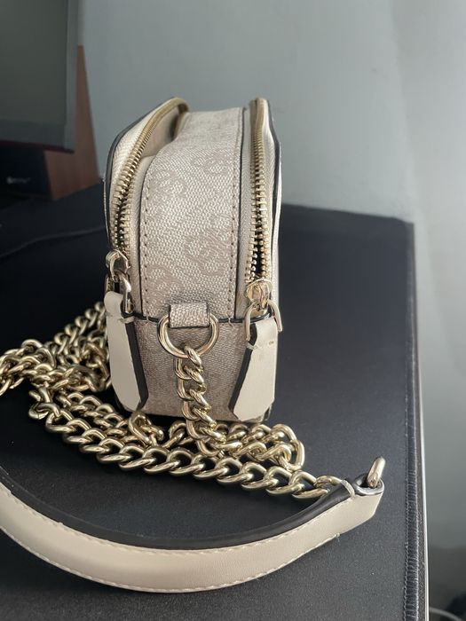 Оригинална дамска чанта GUESS + калъф