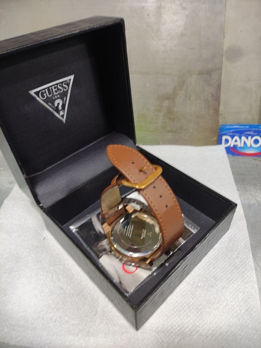 Часы мужские наручные кварцевые Guess оригинал.