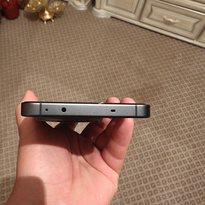 Oneplus 13 r telefoni sotiladi