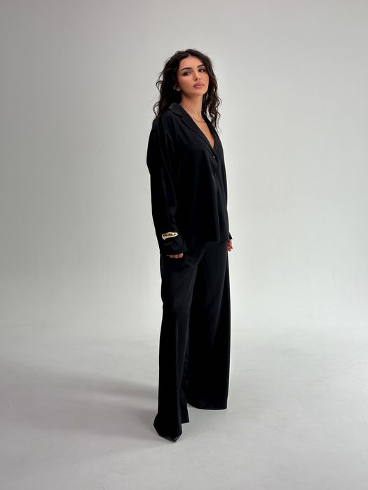 Satin pijama ayollar uchun