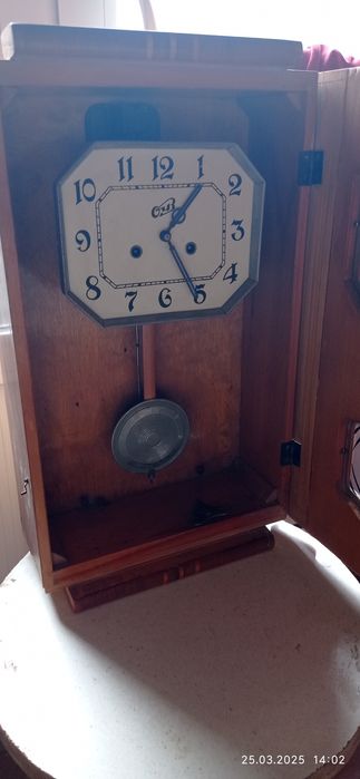 Савецкий don dong qiladigon soat sotiladi