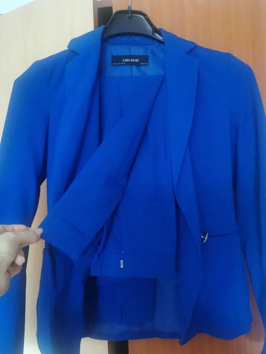 Costum zara xs ca nou