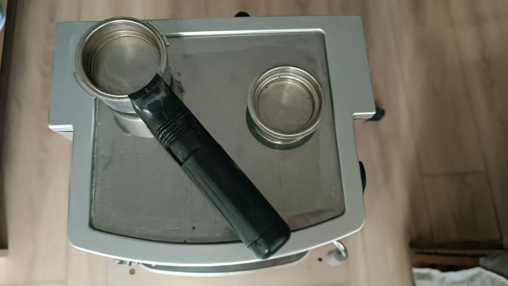 Продаем кофемашину