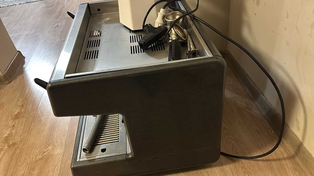 Кофемашина и кофемолка