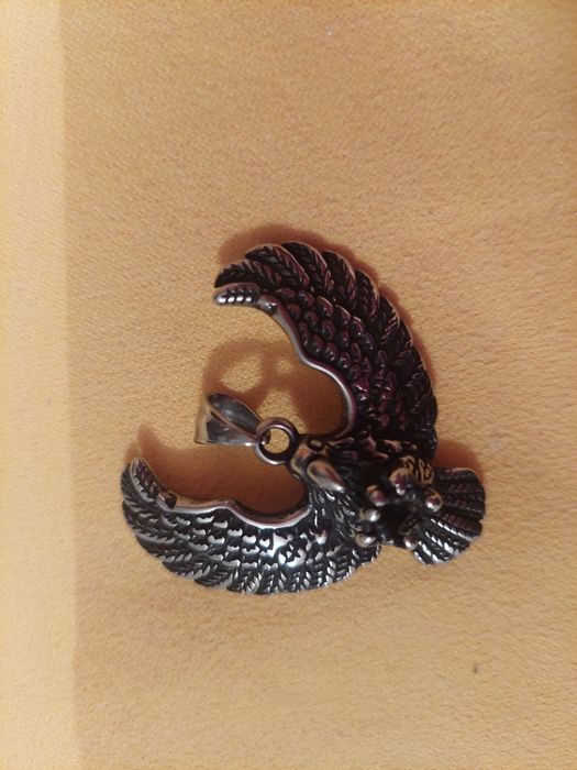 Мъжки медальон от стомана