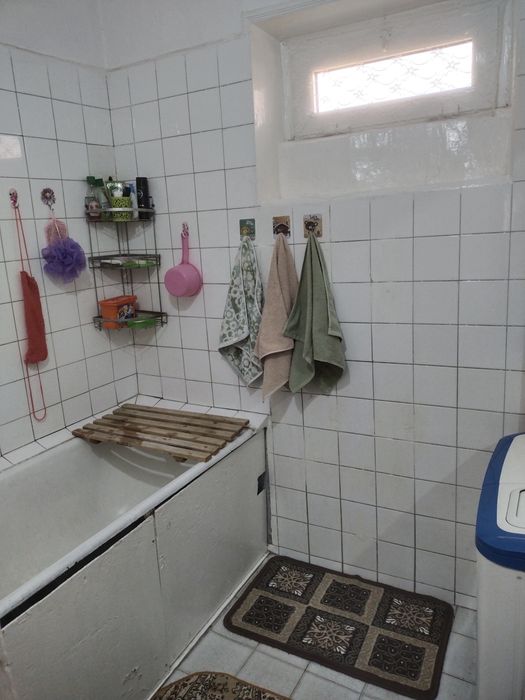 Uy sotiladi Batanika 4/36