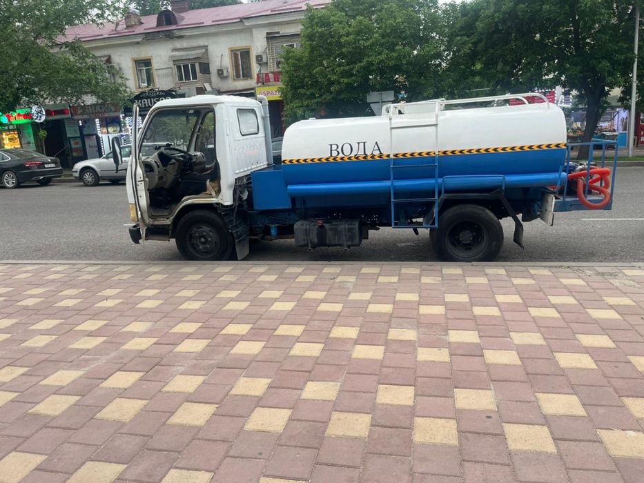 Водовоз поливалка