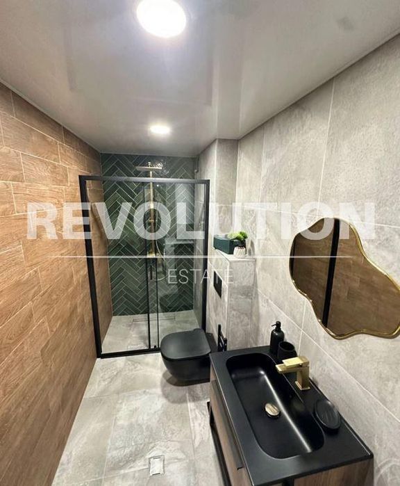 Дава се под наем Двустаен апартамент в Варна, Бриз - 68 кв.м за 648.21 € - Снимка #4