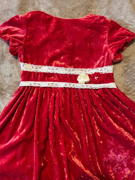 Rochie Mayoral 6 ani, 116 cm, catifea rosie, purtata 1 data