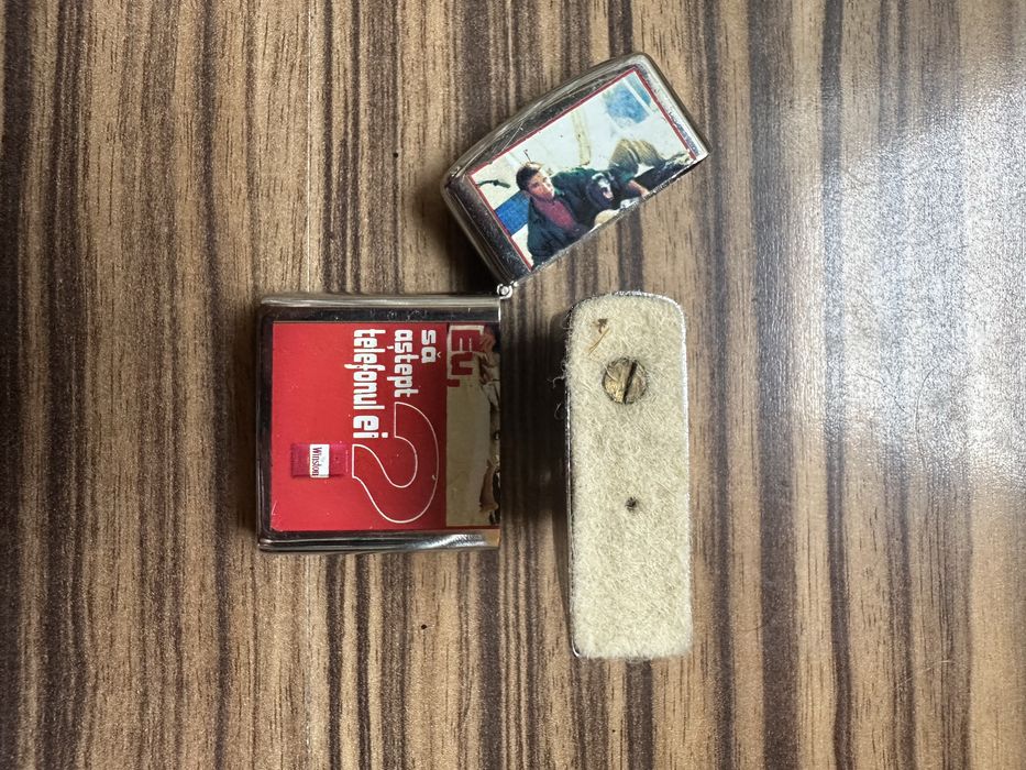Bricheta tip Zippo branduita Winston nefolosită