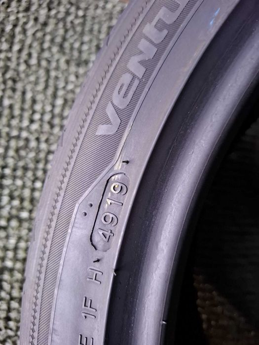 235 40 18 hankook