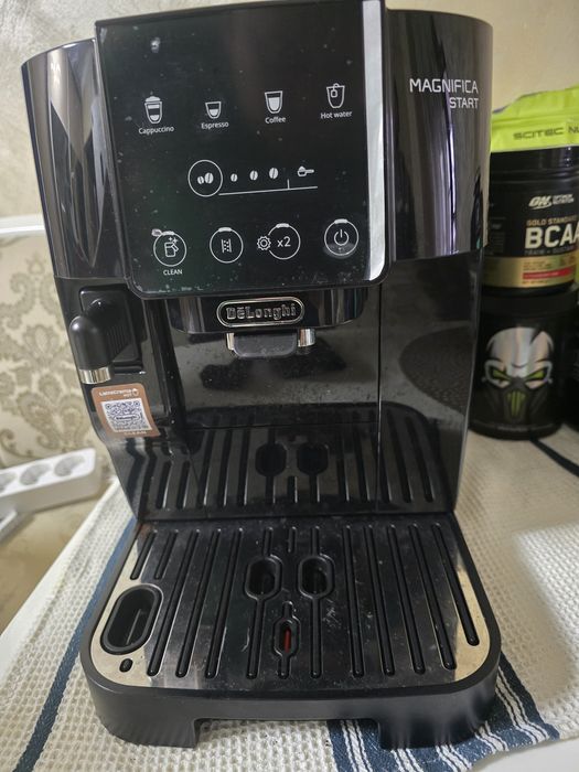 Espressor Delonghi Magnifica Start