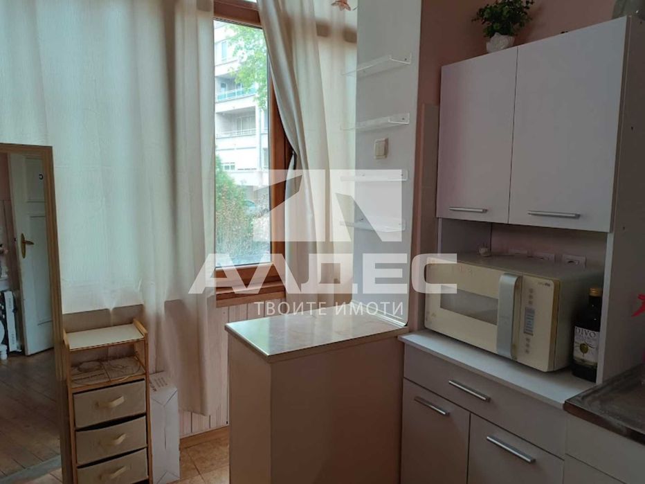 Продава тухлен двустаен ап. в Лозенец до бул. Джеймс Баучер!