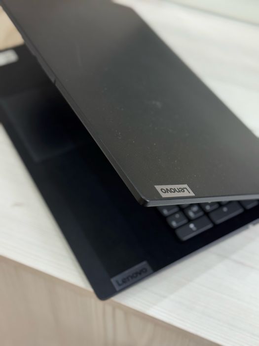 Продается ноутбук