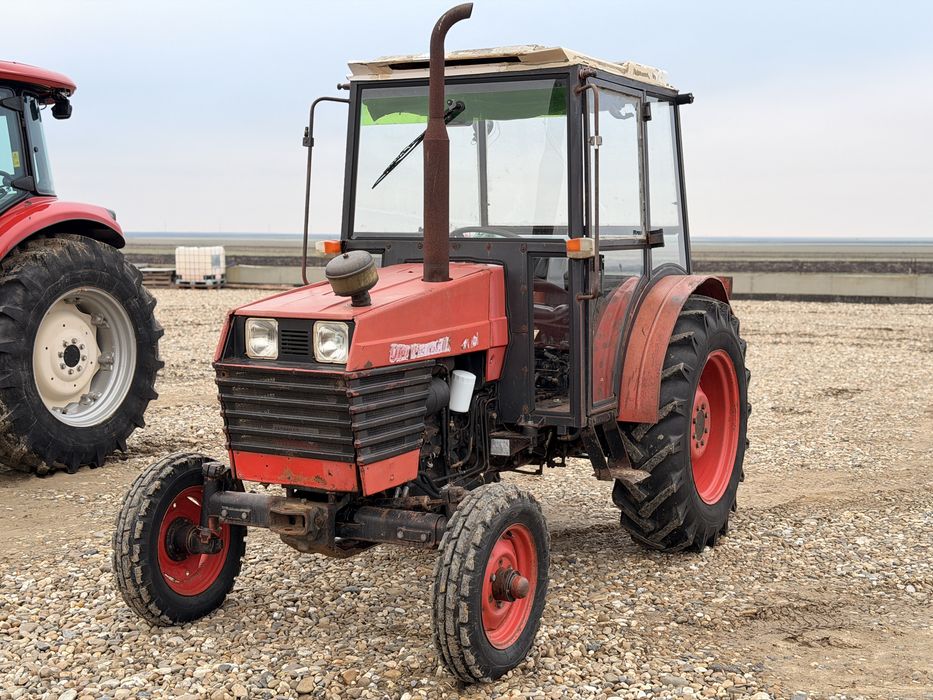 Tarctor UTB U445 U443 Universal 2004