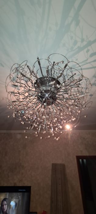 Люстра необычная и красивая