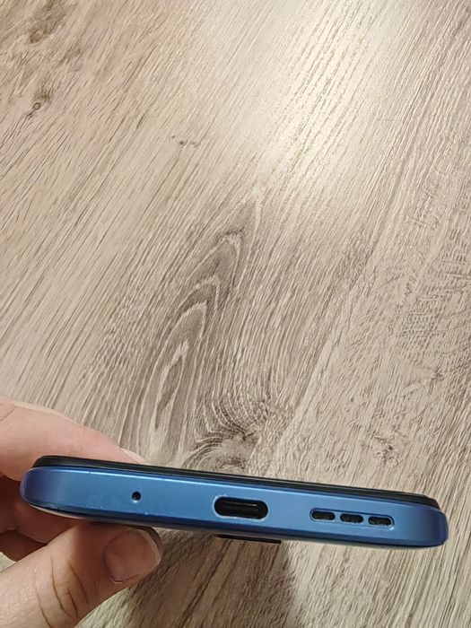 Смартфон Xiaomi Redmi 10