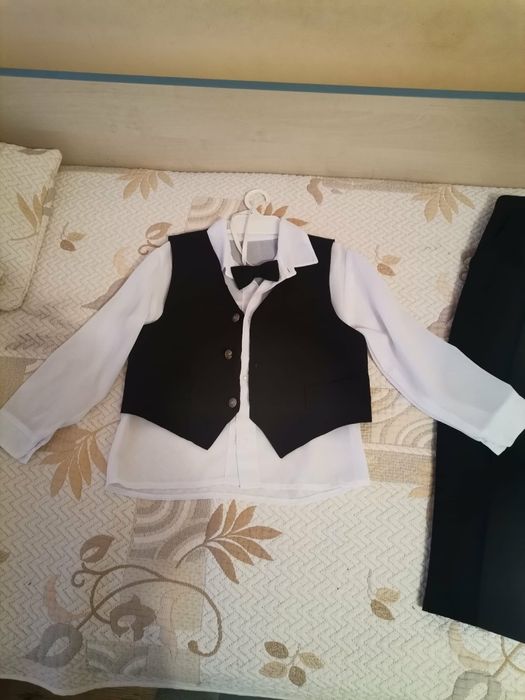 Детски официален костюм за момче