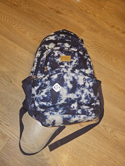 Ghiozdan + penar St. Right Stormy Sky