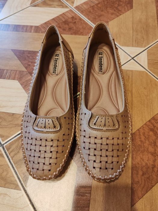 Нови дамски обувки