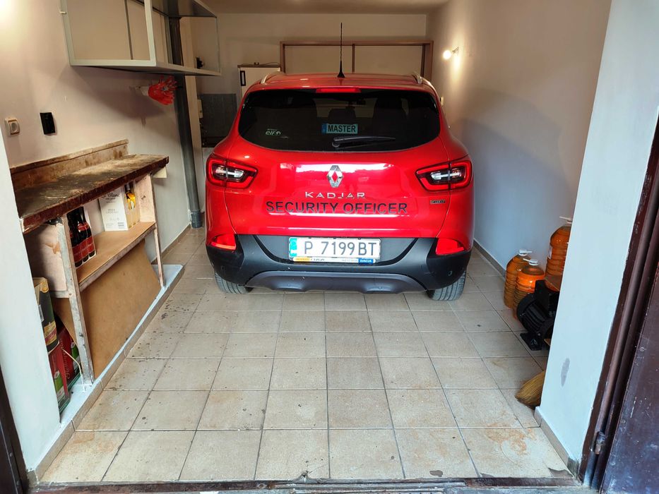 Дава се под наем Гараж / Паркомясто в Русе, Мальовица - 20 кв.м за 86.7 € - Снимка #12