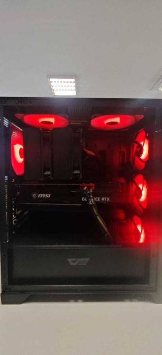 Яко Геймърско PC I7 13700/32Gb/1TB nVme/MSI 3070TI/WiFi&BT/Гаранция