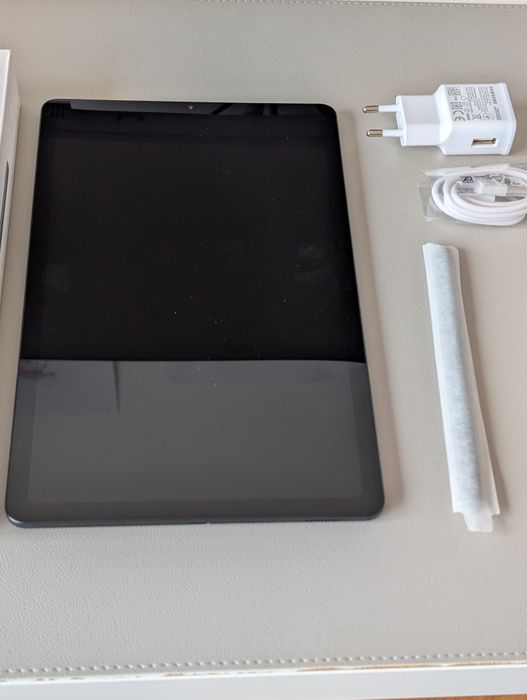 Samsung Tab S6 Lite 2022 64GB пълен комплект