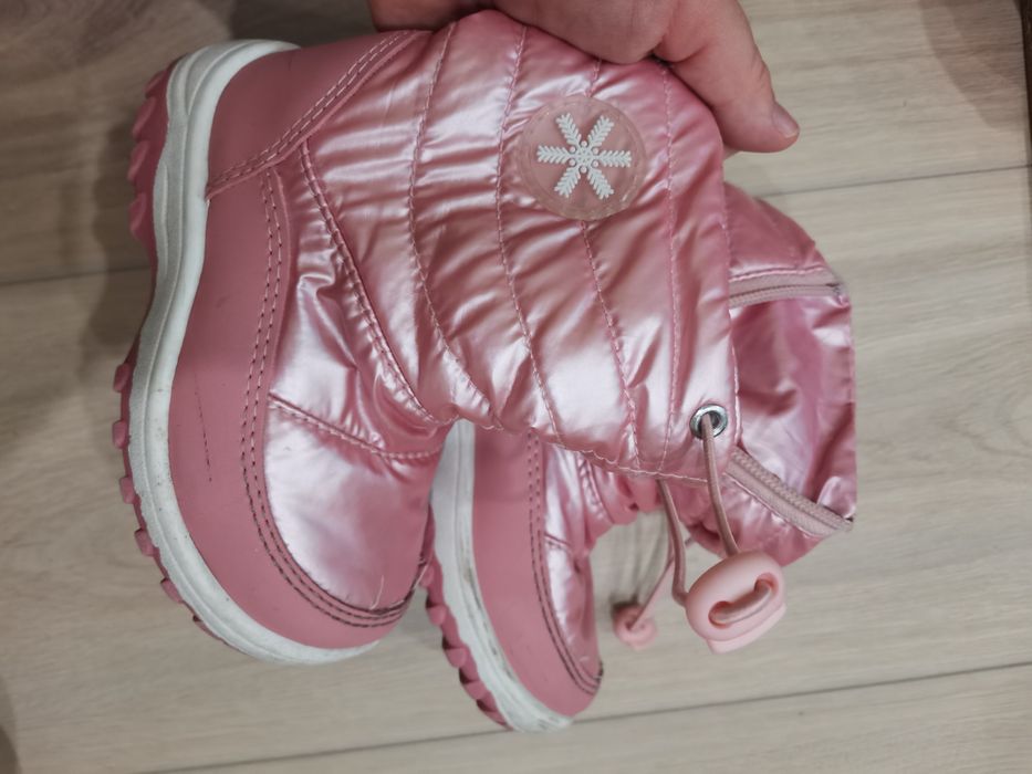 Обувки за момиче 22, 23, 24 размер