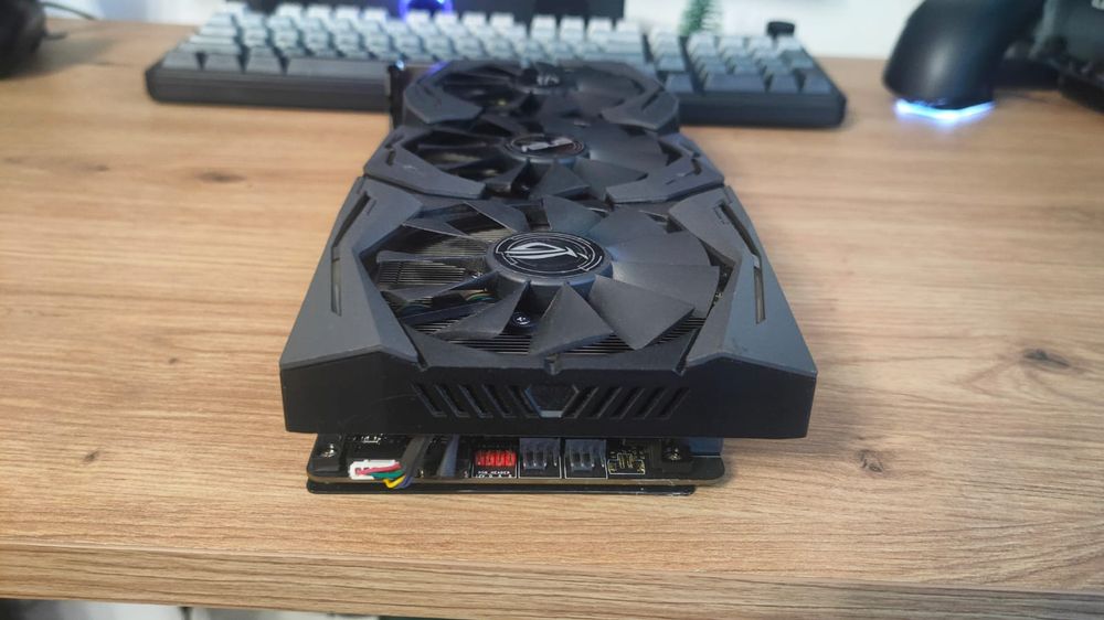 Placa video ROG STRIX GTX1080TI 11GB