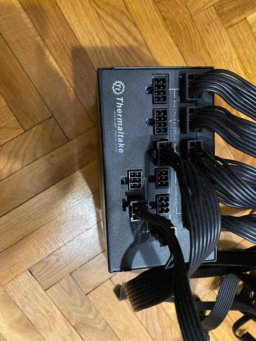 Sursa PC ATX  Thermaltake Thoughpower Grand RGB 1200W defecta