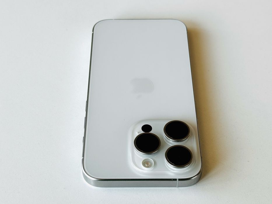 Iphone 15 Pro 128GB White 98% Батерия! Гаранция 6 месеца