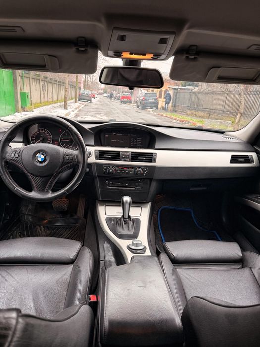Vand bmw e90 320d 163cp automat xenon navigatie mare piele recaro