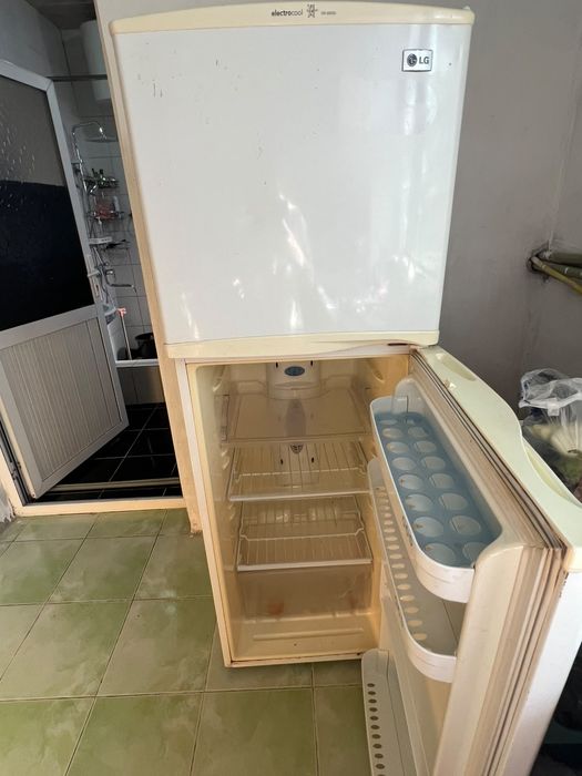 Холодильник LG electronics