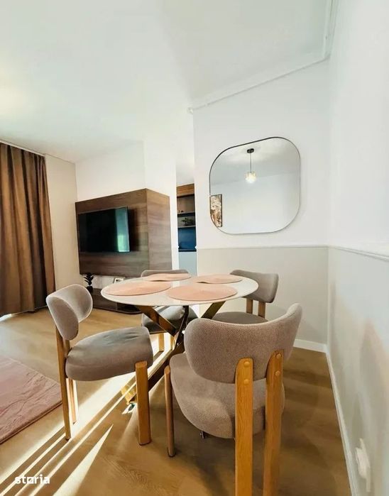 Apartament 3 camere Floresti Tineretului, doua bai, bloc cu lift