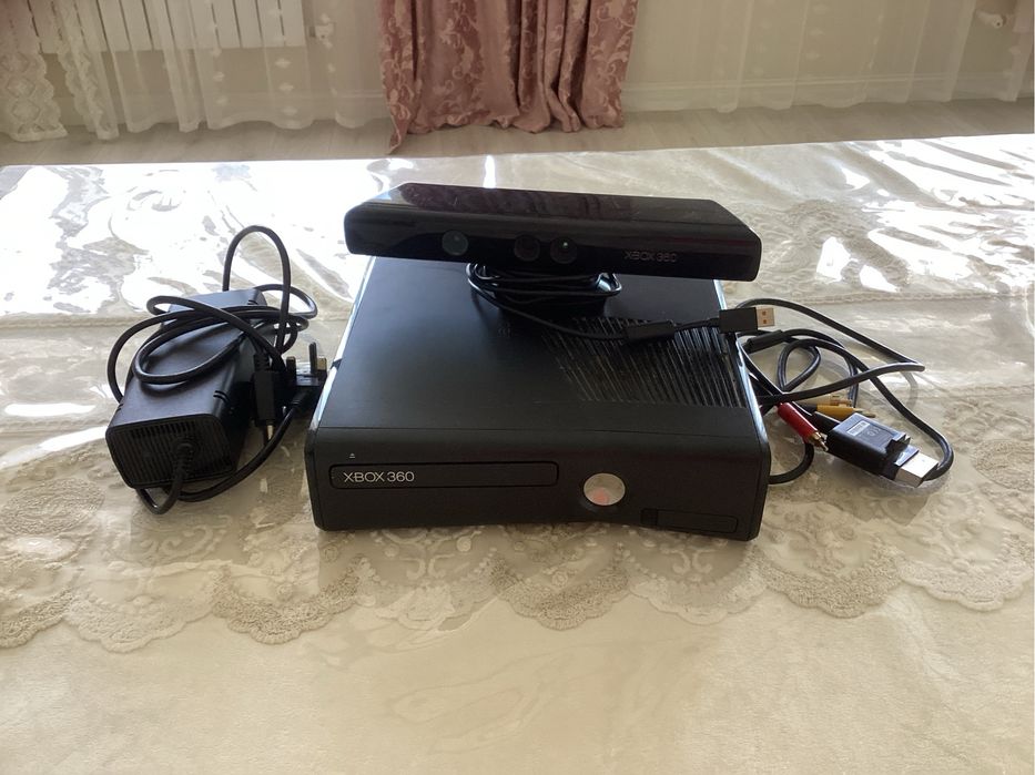 Xbox 360 with KINECT