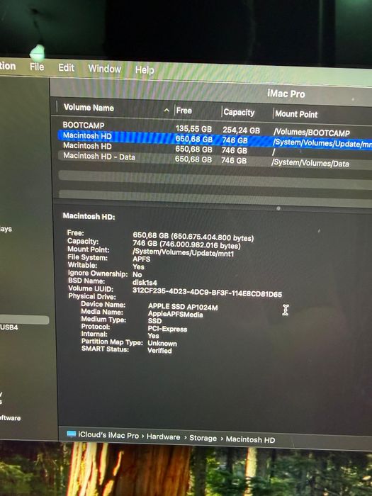 Imac Pro 27" 5 K CTO 64gb Ram 16gb  Radeon