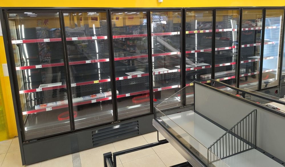 Енергоспестяваща крайстенна хладилна витрина на контакт, 2500мм