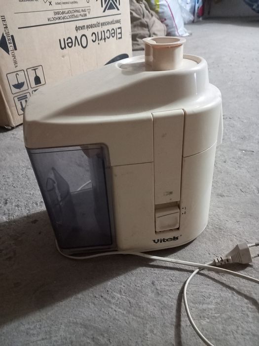 кухонная соковыжималка