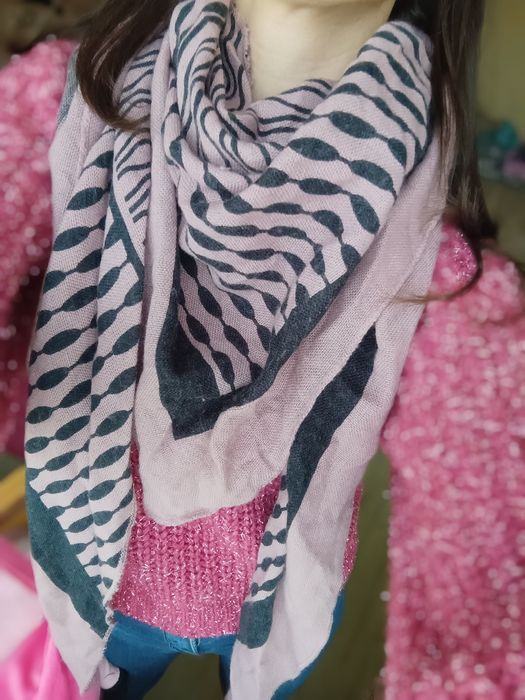 Дамски шалове Пролет-Зима