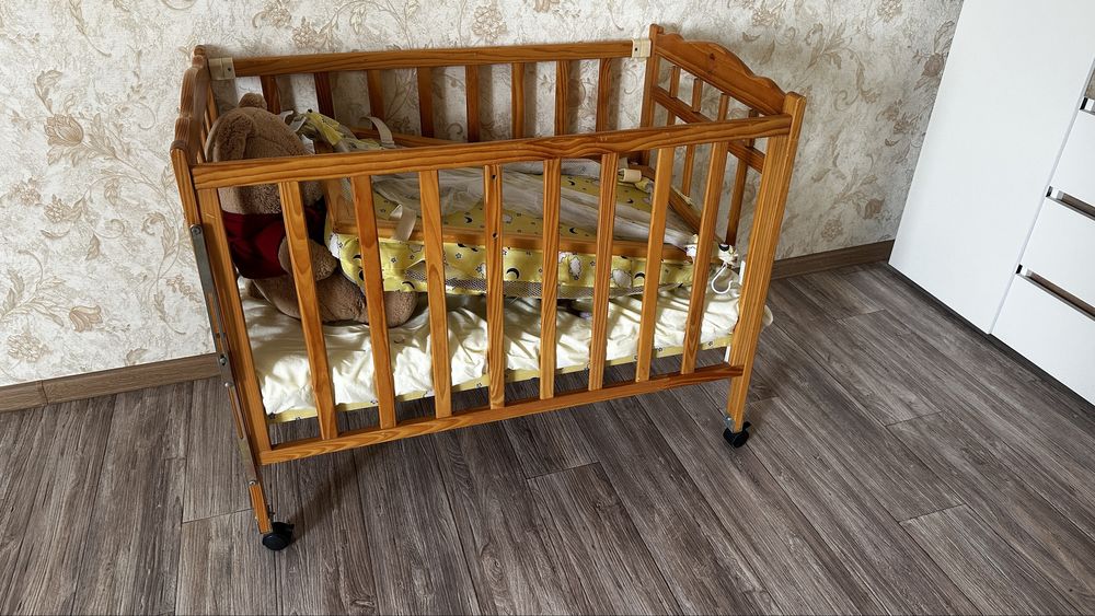 Кроватка детская