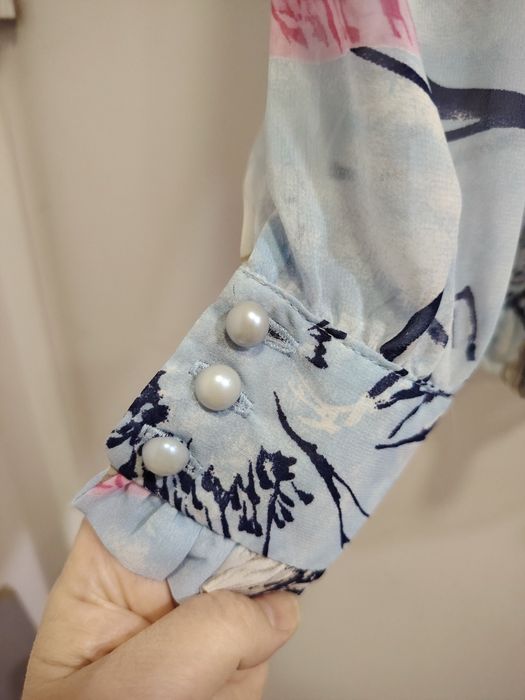 Весенняя блузка женская