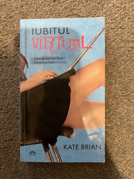 Iubitul virtual Kate Brian