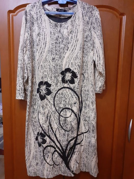 Платье трикотажное с принтом